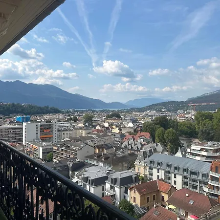 Carla's Residences - Le Bernascon Lägenhet