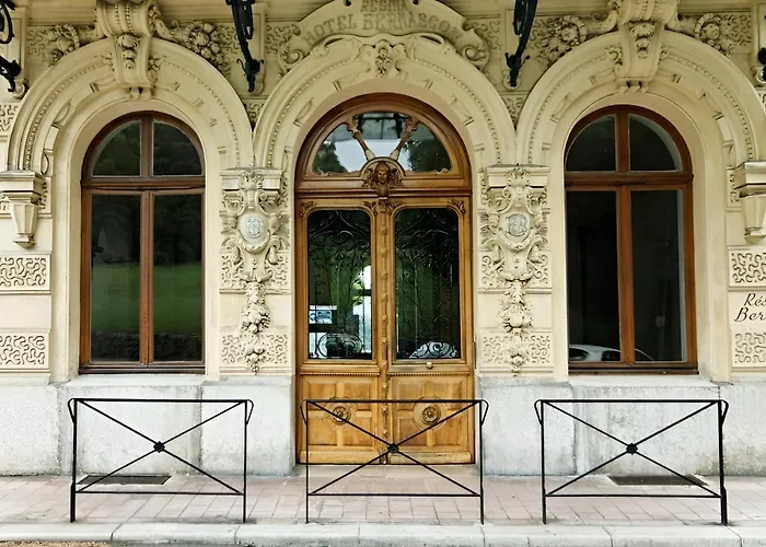 Carla's Residences - Le Bernascon 艾克斯莱班