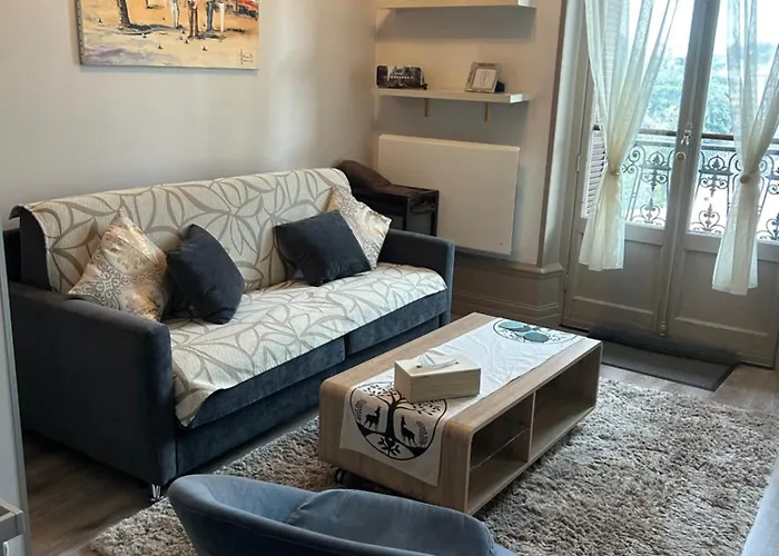 公寓 Carla's Residences - Le Bernascon 艾克斯莱班