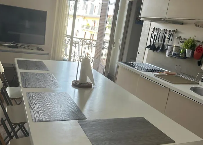 公寓 Carla's Residences - Le Bernascon 艾克斯莱班